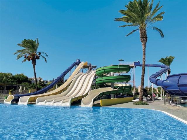 dovolenka-Grecko-Rhodos-Ialyssos-hotel-Blue-Bay-Resort-aquapark