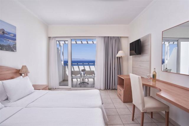 dovolenka-Grecko-Rhodos-Ialyssos-hotel-Blue-Bay-Resort-izba-s-v