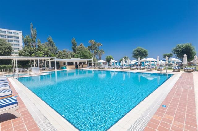 dovolenka-Cyprus-Juzny-Cyprus-Protaras-hotel-Iliada-Beach-Hotel