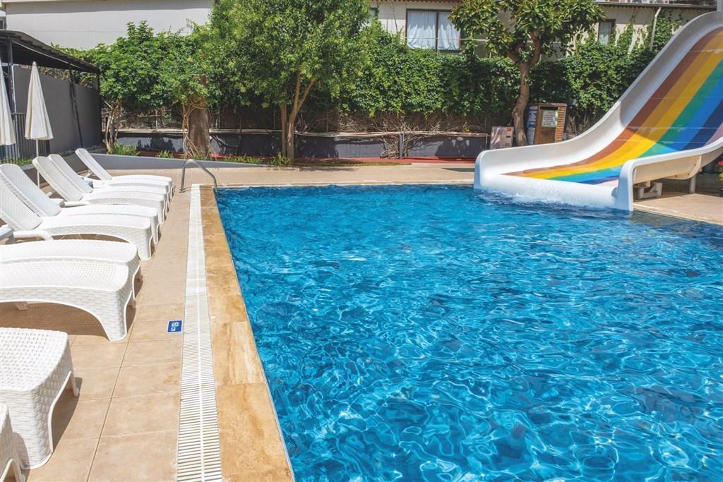 dovolenka-Turecko-Alanya-hotelový komplex-Kaila-Krizantem-Hotel