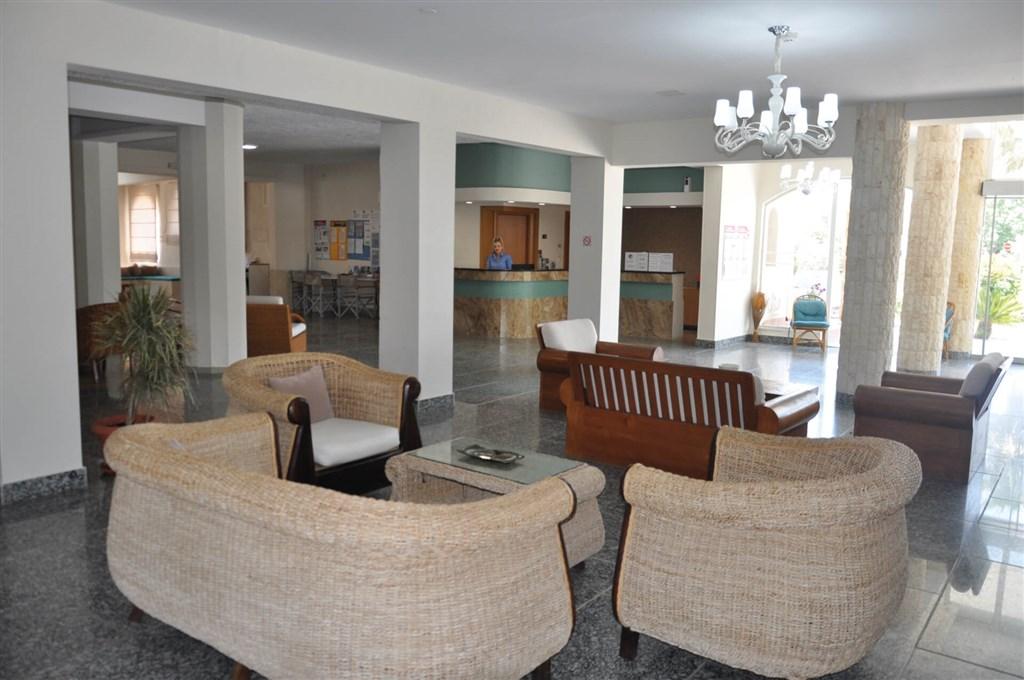 dovolenka-Grecko-Kreta-Kavros-hotel-Kavros-Garden-recepcia-Kavr