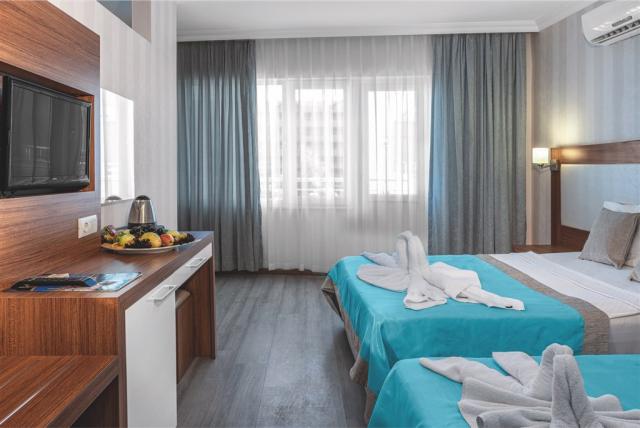 dovolenka-Turecko-Alanya-hotel-Mesut-Hotel-Alanya-izba.jpg