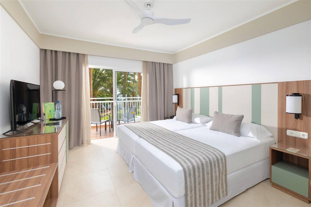 dovolenka-Spanielsko-Lanzarote-Puerto-del-Carmen-hotel-RIU-Para