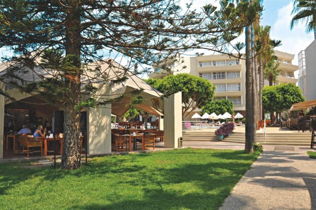 dovolenka-Turecko-Side-hote-Nerton-Hotel-Side-bar.JPG