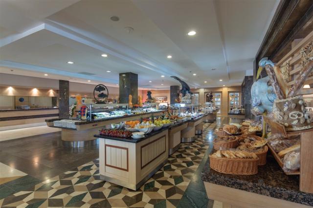 dovolenka-Turecko-Side-hotelovy-komplex-Alba-Queen-restauracia-