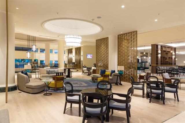 dovoelnka-Turecko-Lara-hotelovy-komplex-IC-Green-Palace-lobby.j