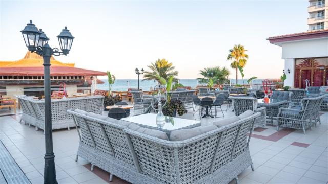 dovolenka-Cyprus-Severny-Cyprus-Famagusta-hotel-Salamis-Bay-Con