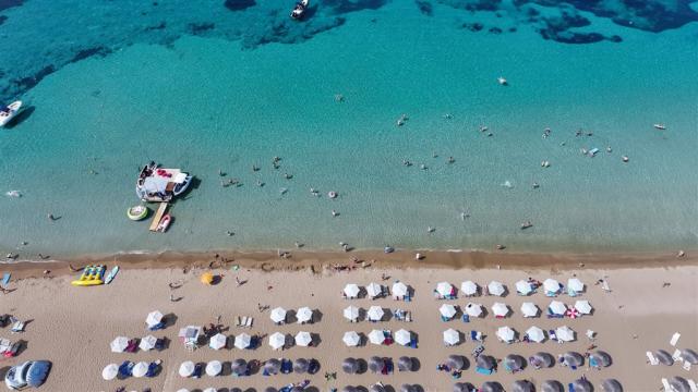 dovolenka-Grecko-Korfu-Agios-Georgios-hotel-Sandy-Beach-Resort-