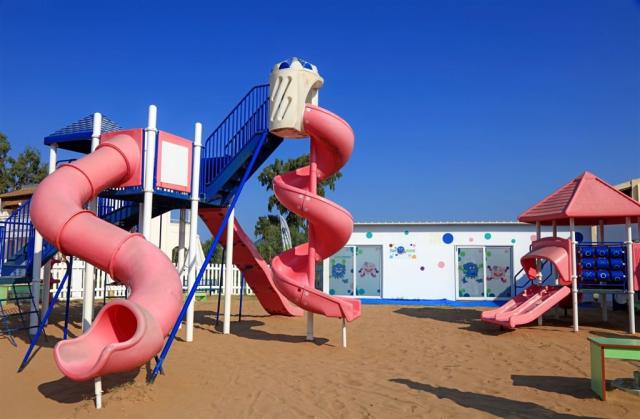 dovolenka-Grecko-Korfu-Agios-Georgios-hotel-Sandy-Beach-Resort-