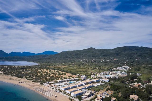dovolenka-Grecko-Korfu-Agios-Georgios-hotel-Sandy-Beach-Resort-