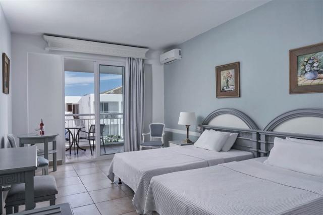 dovolenka-Grecko-Korfu-Agios-Georgios-hotel-Sandy-Beach-Resort-