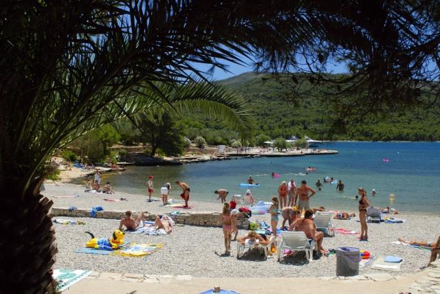Stari Grad - pláž