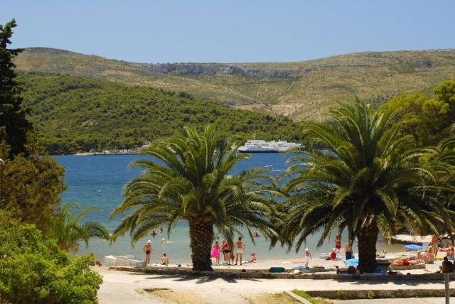 Stari Grad, Chorvátsko - pláž