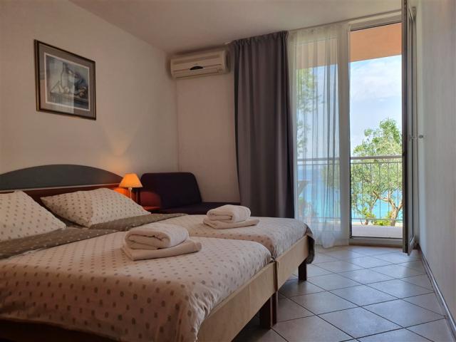 Hotel BRZET s výletom lodičkou v cene, Chorvátsko - Stredná Dal