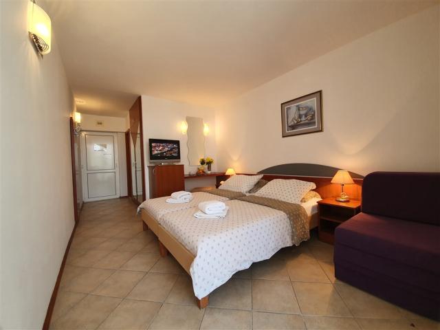 Hotel BRZET s výletom lodičkou v cene, Chorvátsko - Stredná Dal