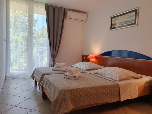 Hotel BRZET s výletom lodičkou v cene, Chorvátsko - Stredná Dal