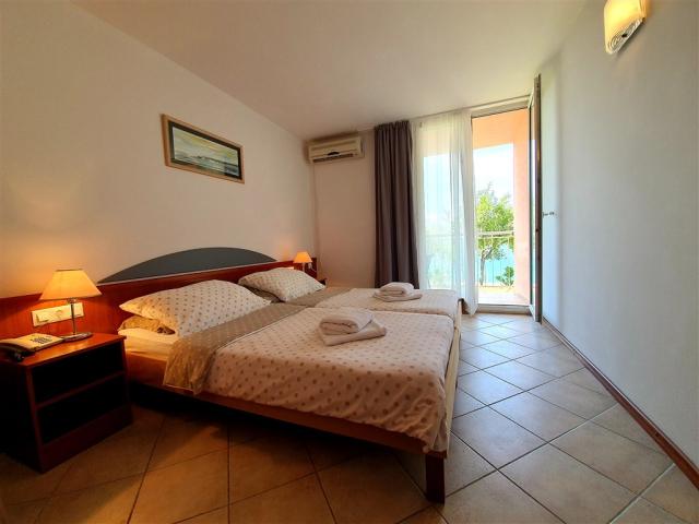 Hotel BRZET s výletom lodičkou v cene, Chorvátsko - Stredná Dal