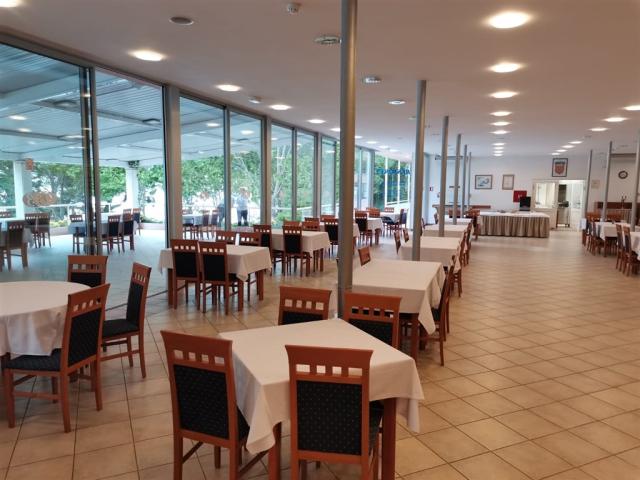 Hotel BRZET s výletom lodičkou v cene, Chorvátsko - Stredná Dal