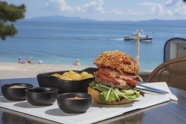 Hotel BLUESUN SOLINE, Brela - Timun Snack
