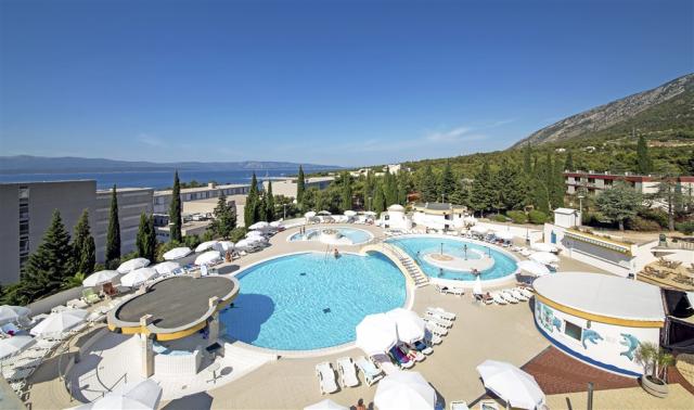 BLUESUN HOLIDAY VILLAGE BONACA, Bol
