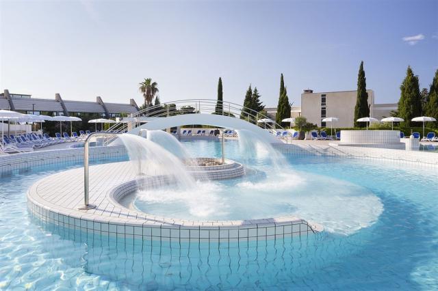 BLUESUN HOLIDAY VILLAGE BONACA, Bol