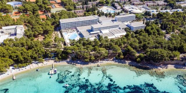 Hotel BLUESUN ELAPHUSA, Bol