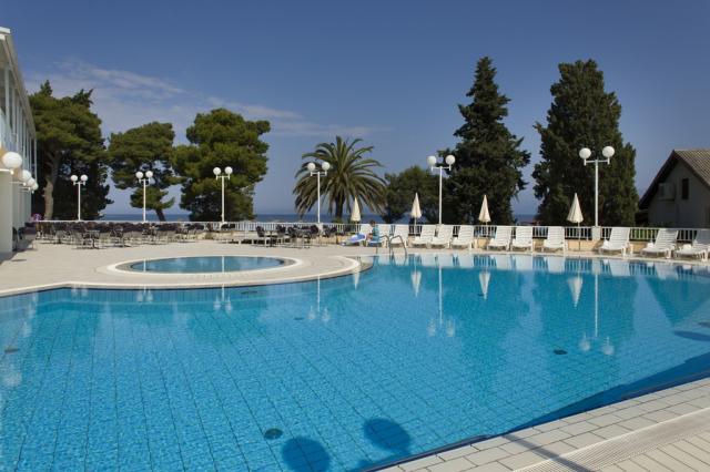 Hotel FARAON, Trpanj