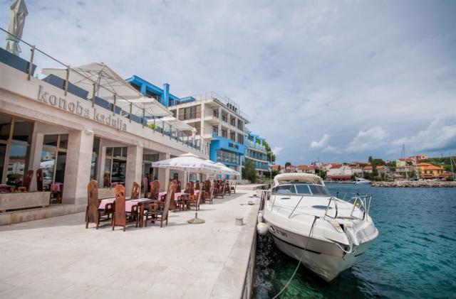 Hotel LAVANDA, Božava