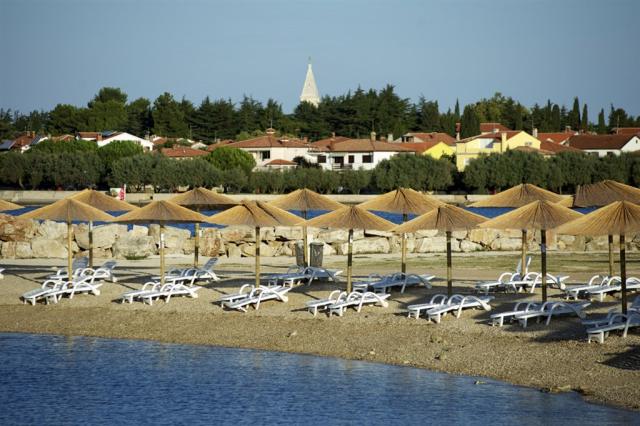 Hotel Aminess Laguna, Novigrad - pláž