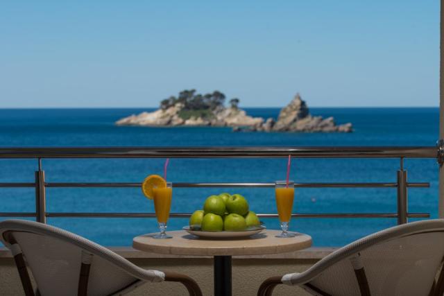 Hotel Palas, Petrovac