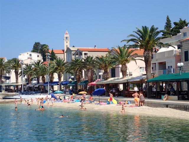 Gradac - pláž