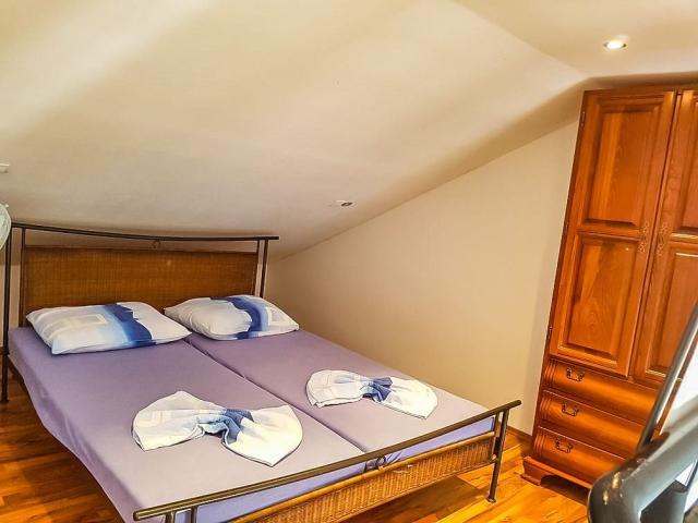 APT. 4(+2) 2. poschodie