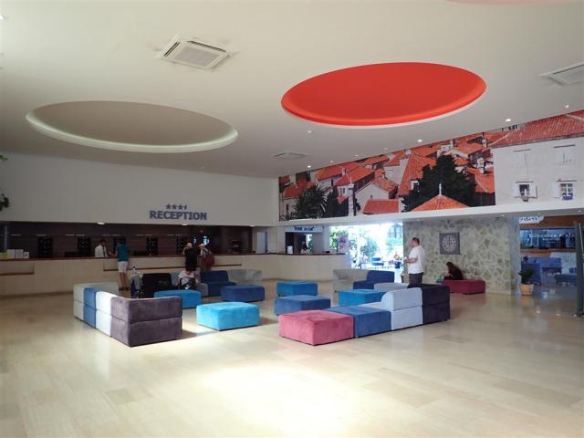 Komplex SLOVENSKA PLAŽA, Budva