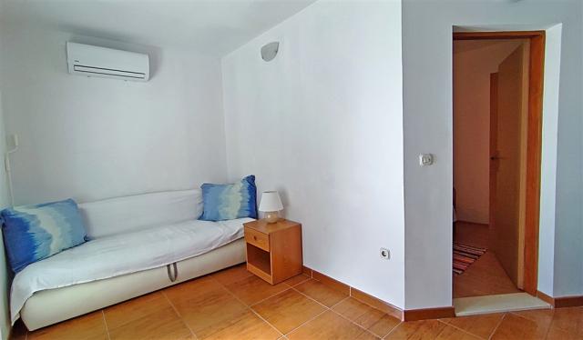 APT. 2+2 TERASA