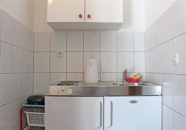 APT. 2+2 TERASA