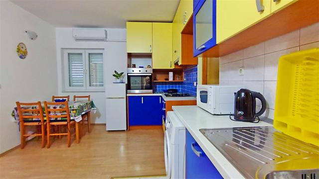 APT. 4(+0) BM-SW