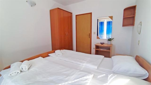 APT. 4(+0) BM-SW