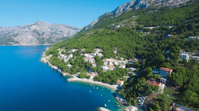 Apartmány Astra a Pinija