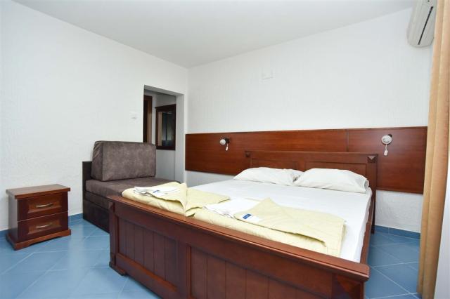 izba - 2(+0) B - hotel