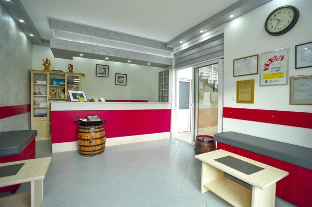 Hotel a depandance GALEB, Čanj
