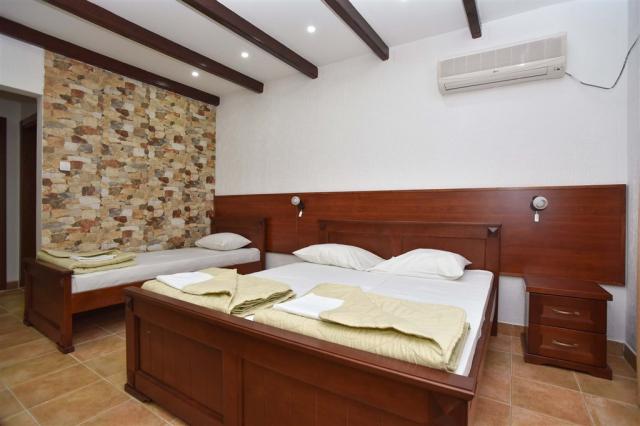 izba - 3(+0) B - hotel