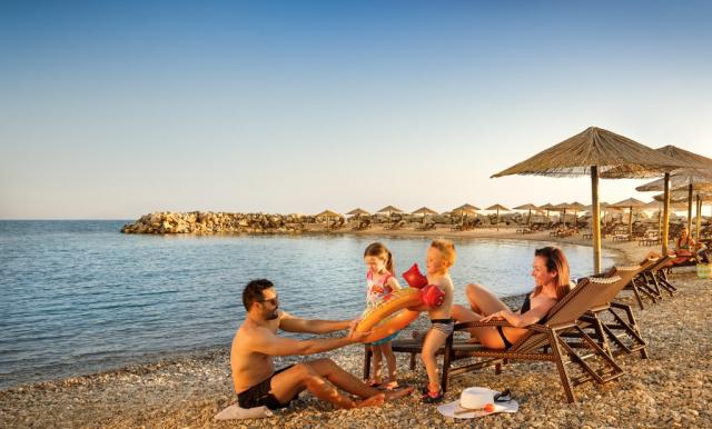 Hotel AMINESS MAESTRAL, Novigrad - pláž
