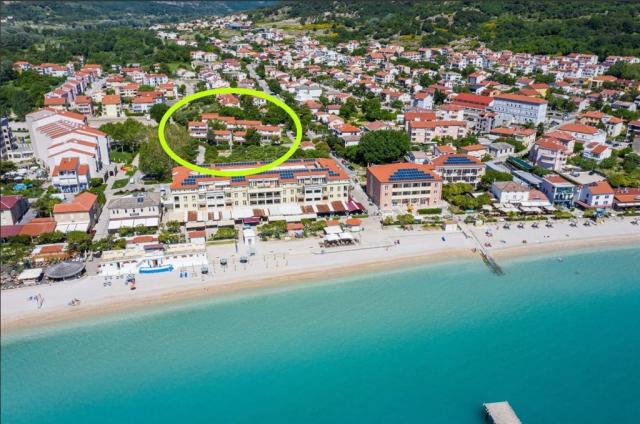 Vily CORINTHIA, Baška