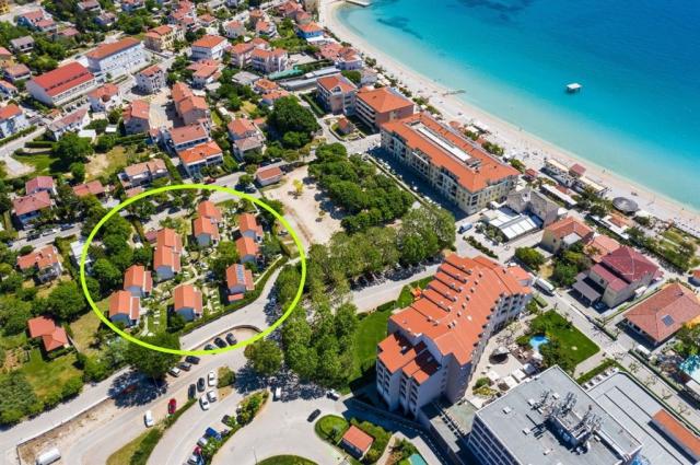 Vily CORINTHIA, Baška