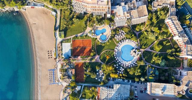 Hotel IBEROSTAR BELLEVUE, Bečići