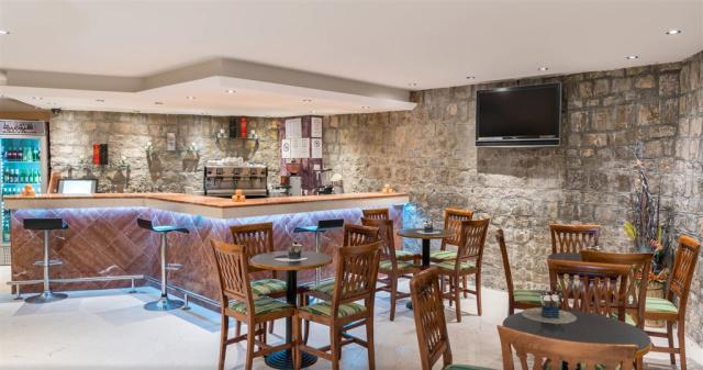Hotel IBEROSTAR BELLEVUE, Bečići