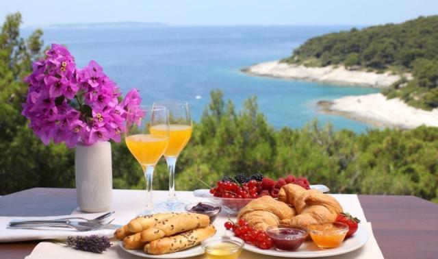 Wellness Hotel AURORA, Chorvátsko - Ostrov Lošinj - Mali Lošinj