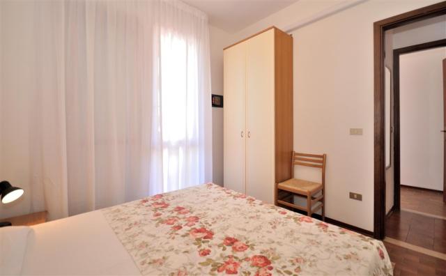 APT. 4+2 C