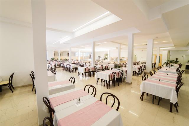 Hotel SLAVEN, Selce