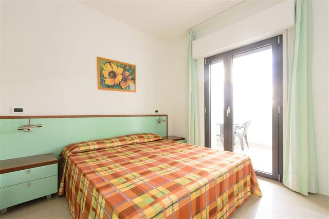 APT. 4+2 C6